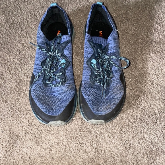 Women’s hiking shoes - Picture 1 of 3